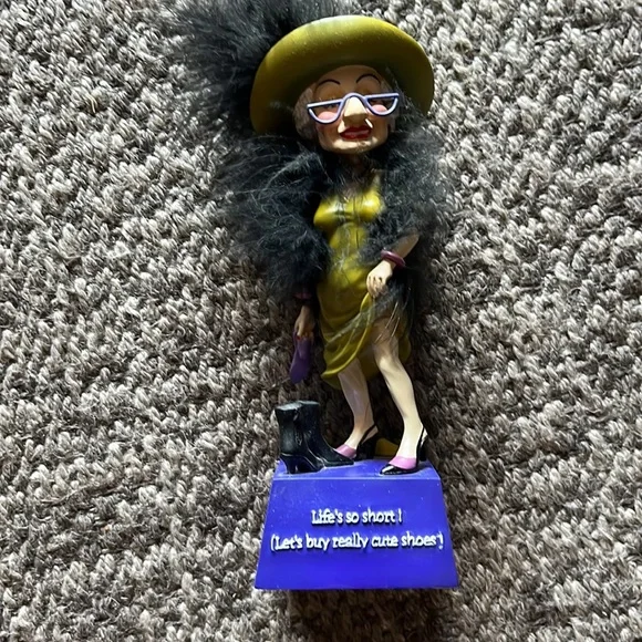 Shoe Lover Collection - Picture 3 of 11